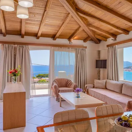 Penny Luxury Appartement Kokkari